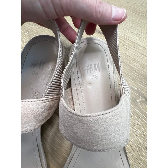 H&M Nude Suede Block Heels sz 38 - Picture 2 of 6